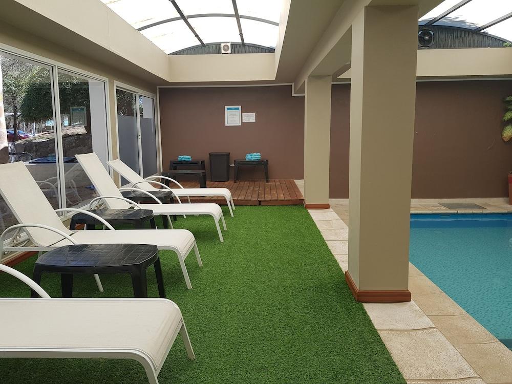 Hotel Howard Johnson & General Belgrano Villa General Belgrano