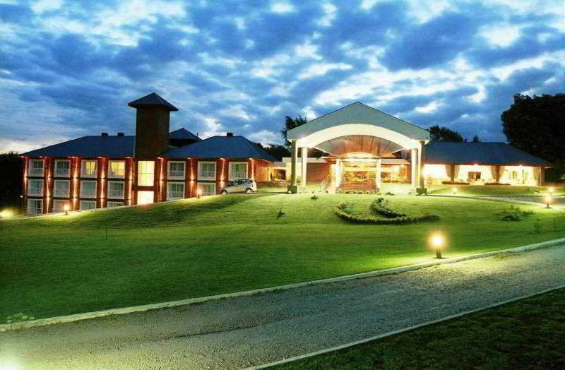 Howard Johnson & General Belgrano Hotel